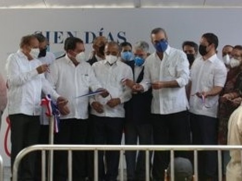 Presidente Abinader inaugura Centro de Atenci&oacute;n Primaria en Navarrete