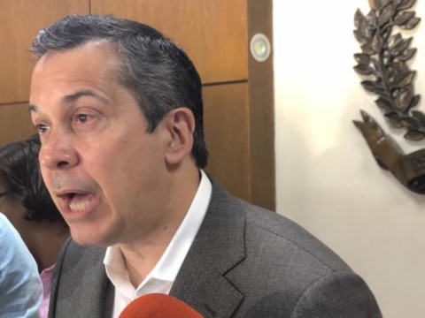 PRM entrega a la JCE informe de gastos en campa&ntilde;a de Luis Abinader