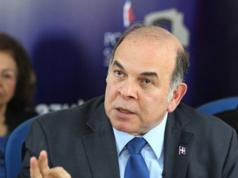 Pelegr&iacute;n Castillo dice es importante que miembros de la JCE sean independientes de partidos y de grupos econ&oacute;micos