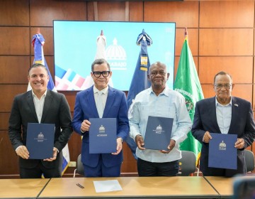 Portuaria y su sindicato de trabajadores firman pacto hist&oacute;rico con apoyo del Ministerio de Trabajo.
