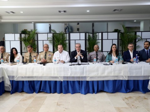 Presidente Abinader encabeza reuni&oacute;n de seguimiento al Plan de Seguridad Ciudadana