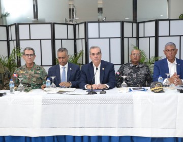 Presidente Abinader encabeza reuni&oacute;n de seguimiento al Plan de Seguridad Ciudadana