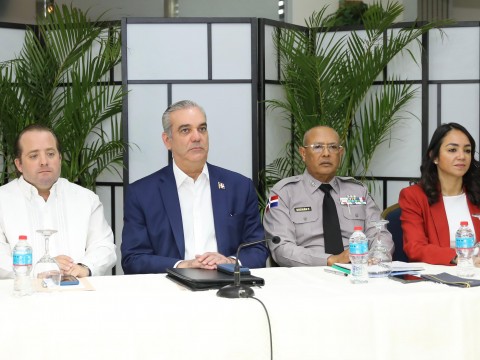 Presidente Abinader encabeza reuni&oacute;n de seguimiento al Plan de Seguridad Ciudadana