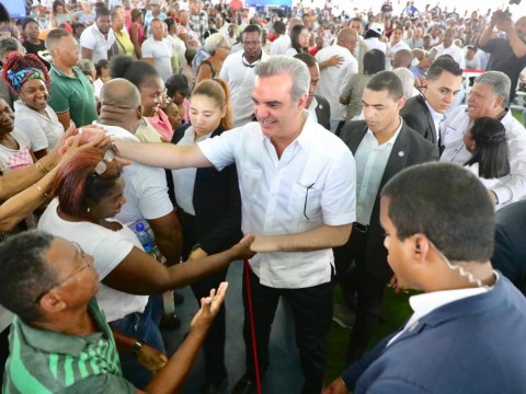 Presidente Abinader encabezar&aacute; siete inauguraciones de obras y entregar&aacute; nuevas viviendas este fin de semana en el Gran Santo Domingo