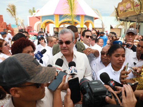 Presidente Abinader insta a que siga el di&aacute;logo y el consenso en proyecto de reforma fiscal