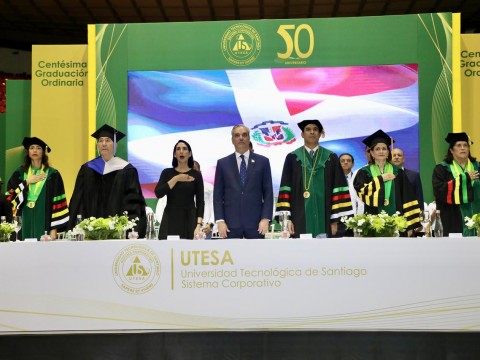 Presidente Abinader recibe el t&iacute;tulo Doctor Honoris Causa de UTESA por su notable liderazgo y aportes a la naci&oacute;n dominicana