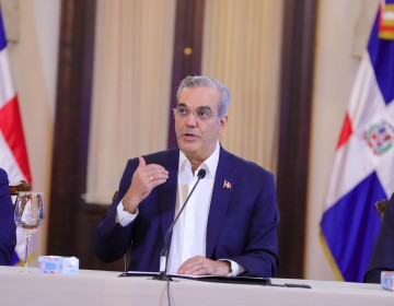 Presidente Abinader reitera compromiso en favor de fortalecer la transparencia y reducir corrupci&oacute;n e impunidad