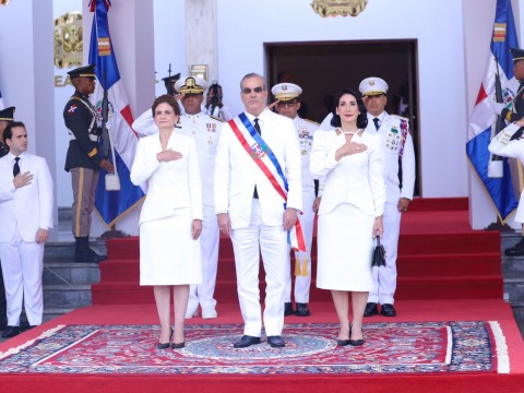 Presidente Abinader reitera profundizar&aacute; libertades y justicia social en este nuevo per&iacute;odo
