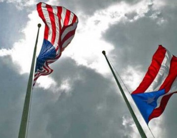 PR ondea sus banderas a media asta en honor a fallecidos por la covid