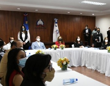 El Gobierno anuncia ampliaci&oacute;n del Programa Nacional de Alfabetizaci&oacute;n de Adultos