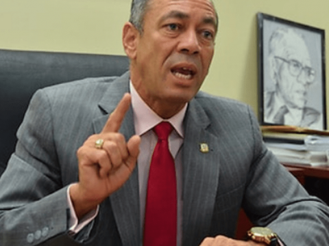 Senador Rub&eacute;n Dar&iacute;o Toyota da negativo a prueba del COVID-19