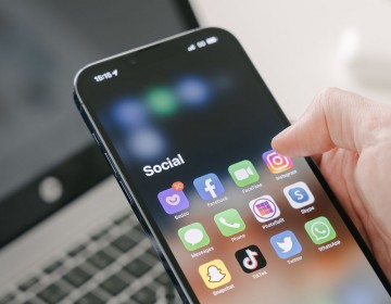 iPhone 15 Pro e iPhone 15 Pro Max tendr&iacute;an un puerto tipo USB-C diferente al convencional