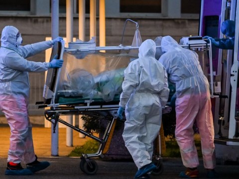 Aumentan a 7,063 las muertes por Coronavirus en todo el mundo