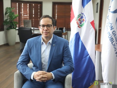 Sigmund Freund fue designado como ministro de Administraci&oacute;n P&uacute;blica