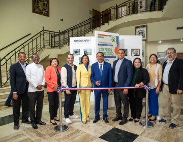 UCSD inaugura exposici&oacute;n audiovisual "San Pedro de Macor&iacute;s: tierra de sabor, b&eacute;isbol, arte y cultura"