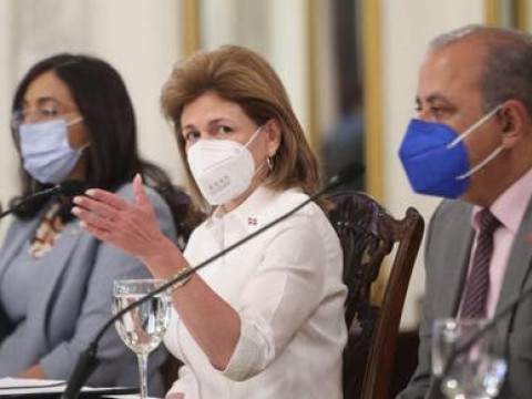 Plan Nacional de vacunacion se presentar&aacute; este lunes