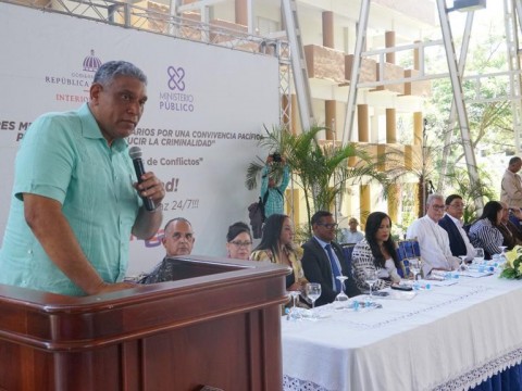En Valverde se grad&uacute;an 432 L&iacute;deres Juveniles Mediadores de Conflictos