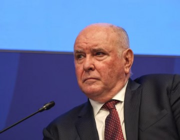 Putin guarda silencio sobre negociaciones con EE.UU., pero un enviado ruso filtra detalles
