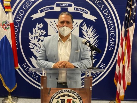  Bodegueros en Nueva York denuncian son multados porque clientes no usan mascarillas
