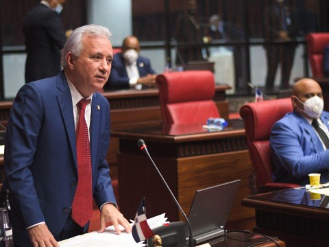 Antonio Taveras Guzm&aacute;n propone unidad nacional contra el matrimonio infantil