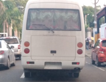 Aunque la ley lo proh&iacute;be, veh&iacute;culos circulan sin placa ante mirada indiferente de las autoridades