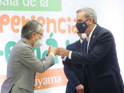 Presidente Abinader inaugura &ldquo;Sala de la experiencia matem&aacute;tica Doctor Jin Akiyama&rdquo;