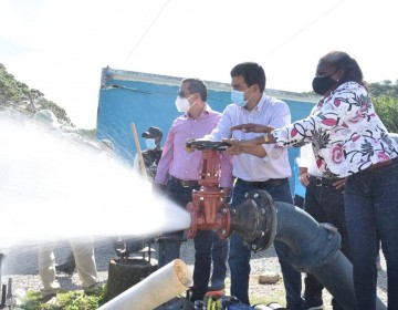 Director INAPA pondera mejor&iacute;a servicio en municipio de Haina durante encuentro con autoridades locales y dirigentes comunitarios