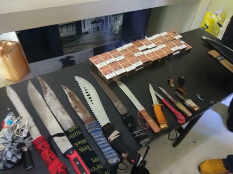 Ocuparon armas blancas, cigarrillos y celulares en fortaleza Duarte de SFM