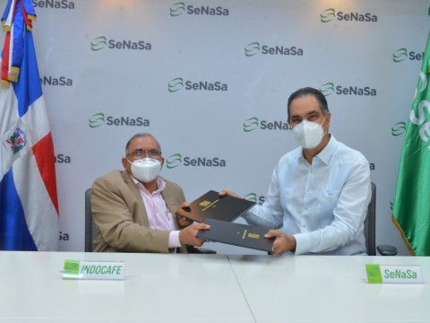 Cafetaleros y sus familias tienen garant&iacute;a en salud a trav&eacute;s de SeNaSa