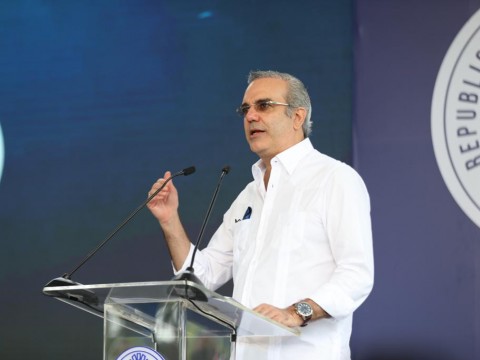 Presidente Abinader anuncia una dar&aacute; "soluci&oacute;n definitiva" a problem&aacute;tica del agua