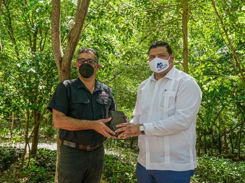 Fundaci&oacute;n Refidomsa y Medio Ambiente restauran viveros de mangles en Parque Ecol&oacute;gico de Nigua