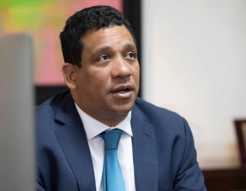 Director de Compras y Contrataciones revela mafia de proveedores del Estado, dice deben ser sancionados con m&aacute;s severidad