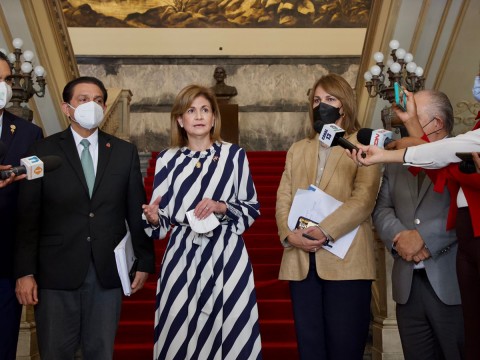Gabinete de Salud: Tercera dosis contra el Covid ser&aacute; distinta a las recibidas