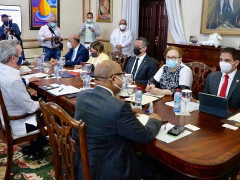 Consejo Nacional de la Magistratura sesiona en el Palacio Nacional