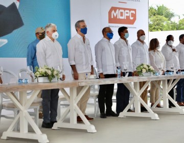 Presidente Abinader dice trabaja en la terminaci&oacute;n de 700 obras encontr&oacute; inconclusas 