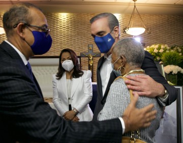 Presidente Abinader expresa condolencias a Deligne Ascenci&oacute;n por muerte de su padre
