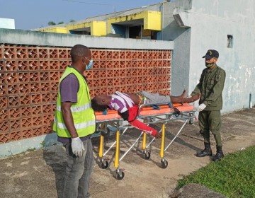 Un muerto y un herido al hacer contacto con un cable del tendido el&eacute;ctrico en Bayaguana