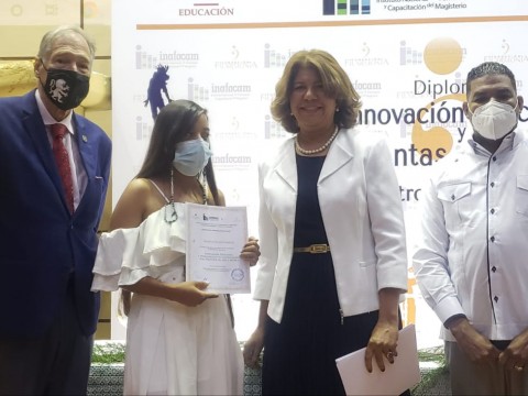 Entidades entrenan en Innovaci&oacute;n Educativa a 75 docentes de arte y m&uacute;sica de todo el pa&iacute;s 