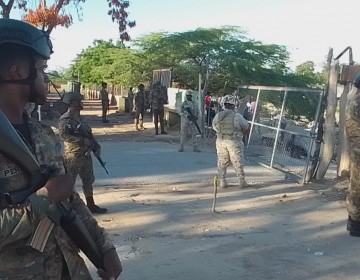 Militarizaci&oacute;n en control de combustible y prohibici&oacute;n entrada veh&iacute;culo desde Hait&iacute; hacia RD molesta los haitianos
