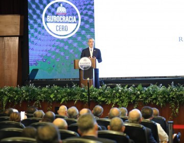Gobierno del presidente Abinader lanza programa Burocracia Cero para agilizar tr&aacute;mites en el Estado