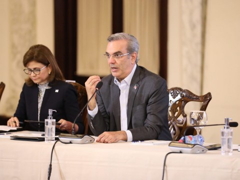 Presidente Abinader encabeza reuni&oacute;n con ministros y directores sobre X Censo Nacional de Poblaci&oacute;n y Vivienda 2022