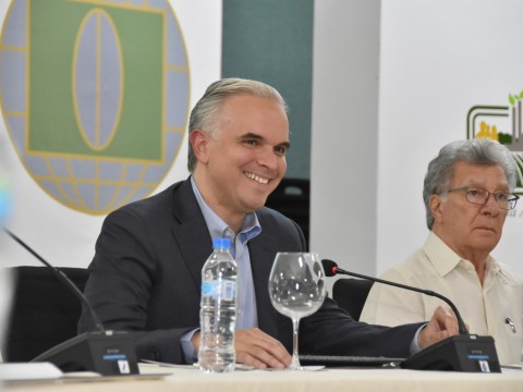 Luis Miguel De Camps promueve ante JAD trabajo conjunto para acuerdos que beneficien a trabajadores y productores agr&iacute;colas