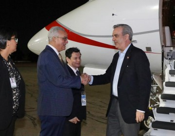 Presidente Abinader llega a Argentina