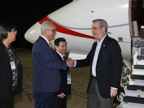 Presidente Abinader llega a Argentina