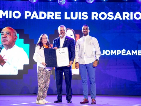 Presidente Abinader encabeza celebraci&oacute;n edici&oacute;n XXVII del Premio Nacional de la Juventud