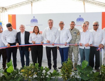 Presidente Abinader inaugura primera etapa de prolongaci&oacute;n Av. Ecol&oacute;gica en SDE