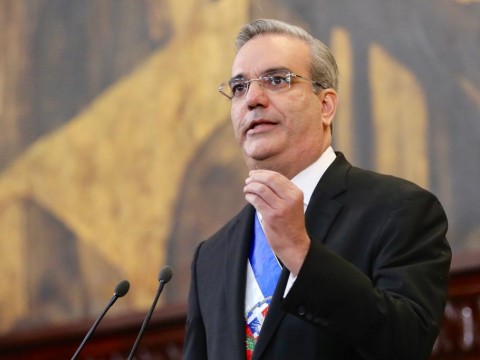Abinader: &ldquo;Las mujeres dominicanas son el principal objetivo de las pol&iacute;ticas p&uacute;blicas de este gobierno&rdquo;