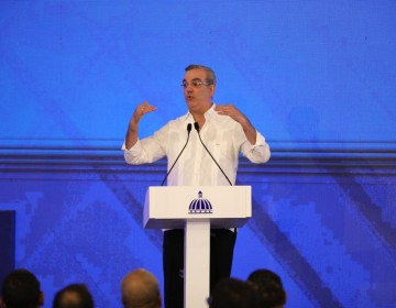 Presidente Abinader dice ya est&aacute;n disponibles RD$ 3 mil millones para mecanizaci&oacute;n mano de obra en sectores agr&iacute;cola y construcci&oacute;n
