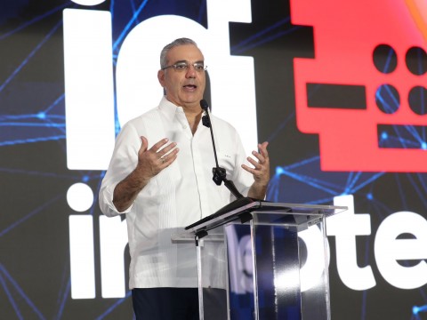 Presidente Abinader inaugura infraestructuras viales, destacamento policial, nave de zona franca y proyecto de fibra &oacute;ptica en provincia San Juan