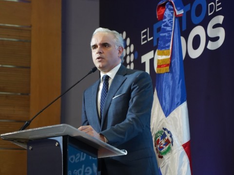 Ministro de Educaci&oacute;n participar&aacute; en cumbre global de la Unesco sobre transformaci&oacute;n digital y equidad